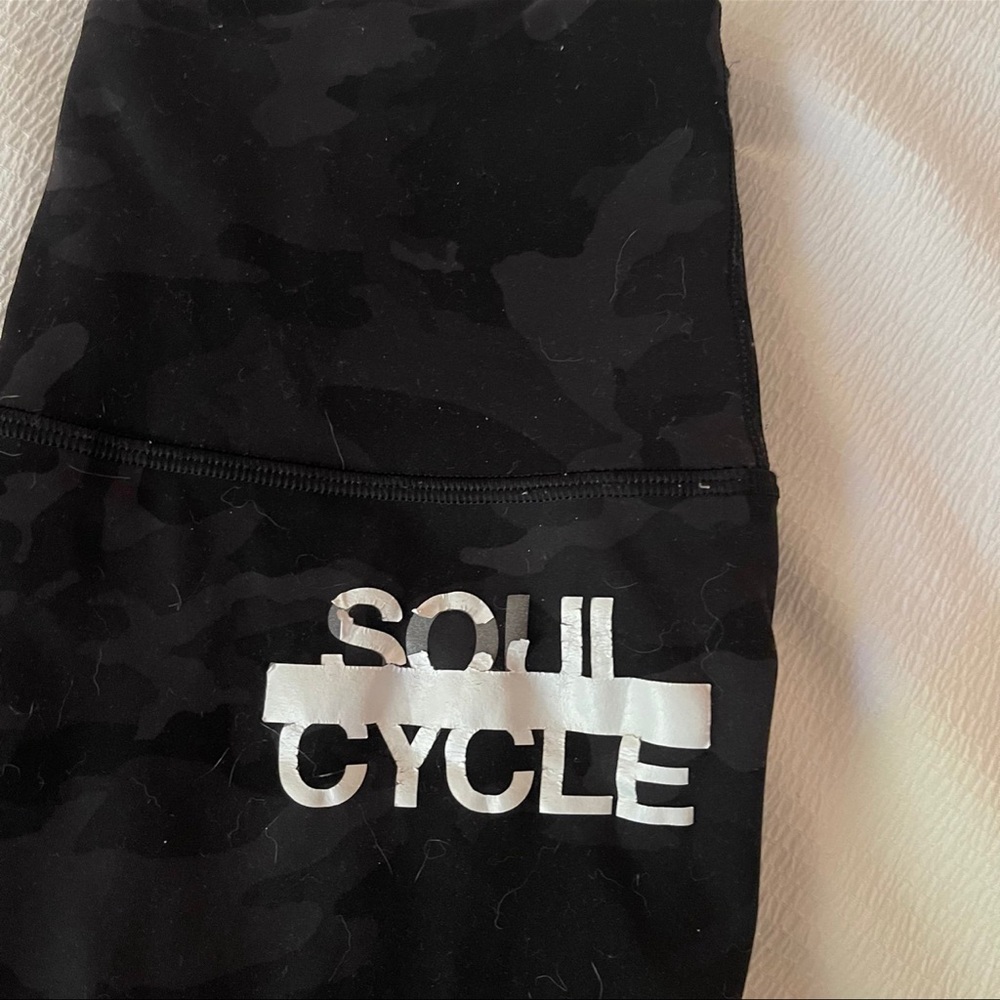 Lululemon SoulCycle Wunder Train Leggings - Picture 3 of 4